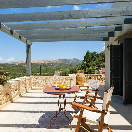 Erondas Cretan Country וילה